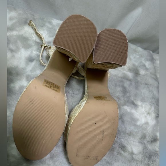 New Steve Madden Tiera Platform in Raffia 9.5 - Picture 6 of 7